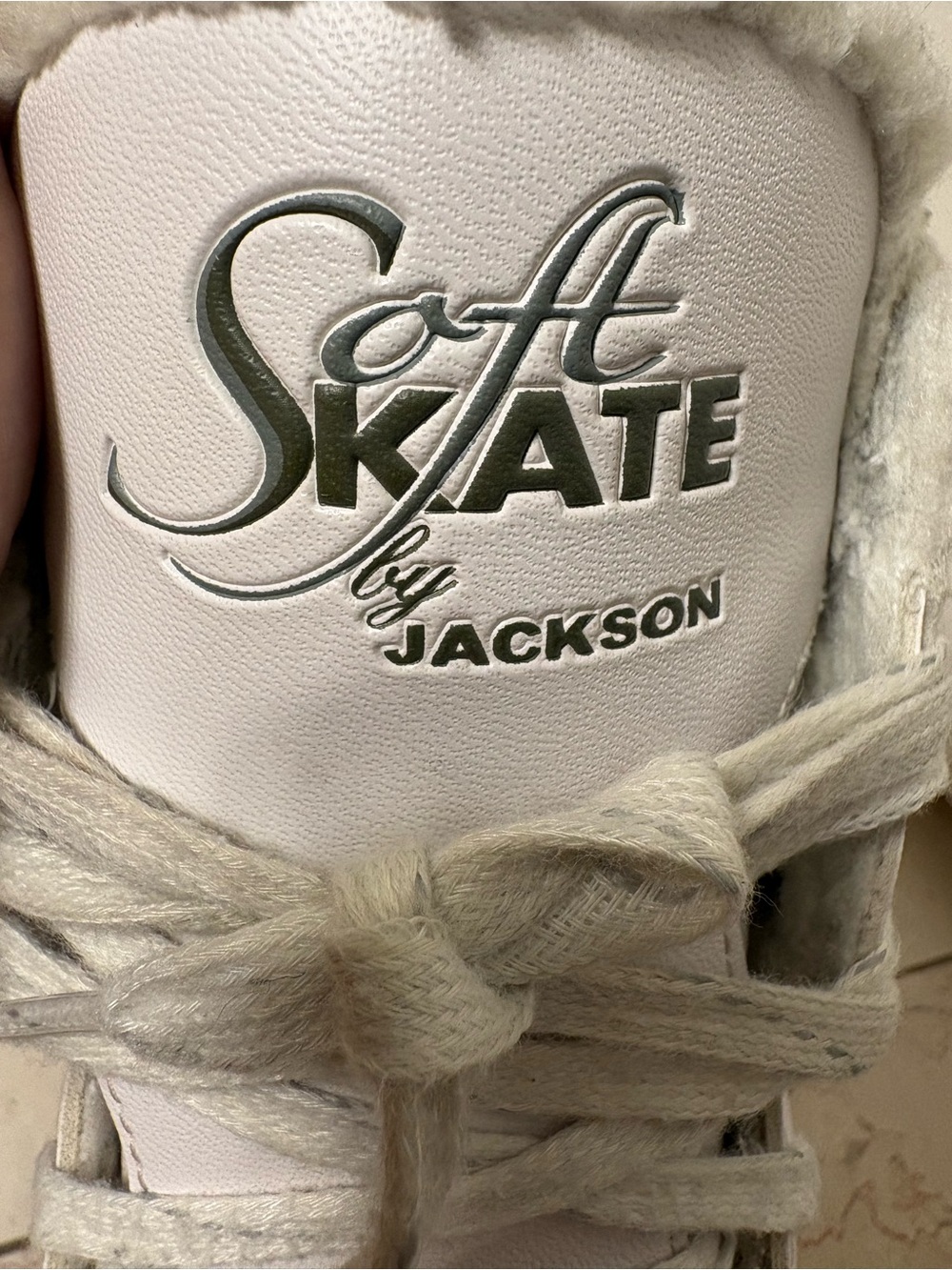 Jackson Ladies Size 7 SoftSkates Figure Skates- Excellent condition - Picture 2 of 5